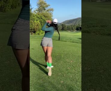 QUEEEEN 💖💖💖 #golf #shorts #golfswing #golftrickshot    | GOLF#SHORT