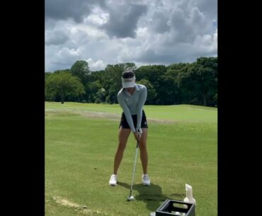 Beauty girl golf swing 😕😍😍 #golf #shorts #golfgirl