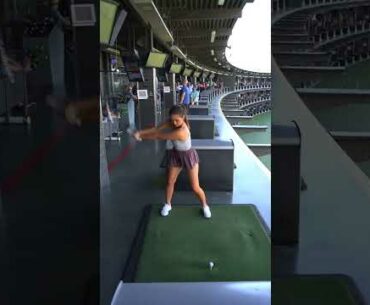 Mei Brennan . Golf shorts