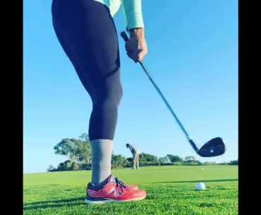 beauty girl chip shot , swing so good #golf   #shorts #golfswing #golfbabes       | GOLF#SHORT
