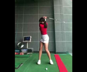 ⛳Nice Impact! | Golf ladies  | Golf lady  | Golf Shorts | #Shorts
