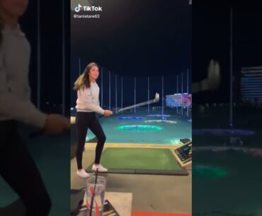 Golf trick shot unbelievable 🤭🤭 #golf #golftrickshot #golfball #topgolf