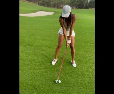Maria Alvarez 💚🏌️😉  #golf #shorts