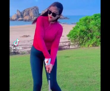 Golf beauty girl golf swing slowmotion ❤️❤️❤️🔥 #golf #shorts #golfswing