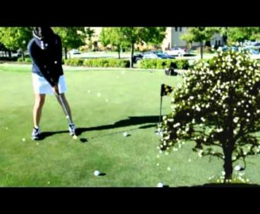 Ladies golf game with the Accu Putter for iPhone & Smart Phone