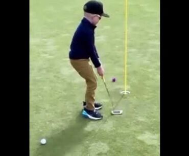 ⛳Kid Swings!| Golf ladies  | Golf lady  | Golf Shorts | #Shorts