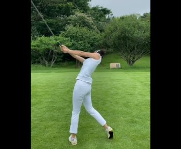 ⛳LOOK at this Korea girl Swing! | Golf ladies  | Golf lady  | Golf Shorts | #Shorts