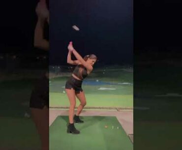 ⛳Perfect Swing of her! | Golf ladies  | Golf lady  | Golf Shorts | #Shorts
