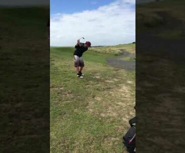 ‘F&$@ off ben’ (2nd golf shot from behind the ladies) #viral #share #nike