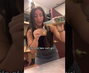 Beauty golf cart girl 👧 stories ❌❌ 🏌️‍♀️🏌️‍♀️ #shorts #cartgirl