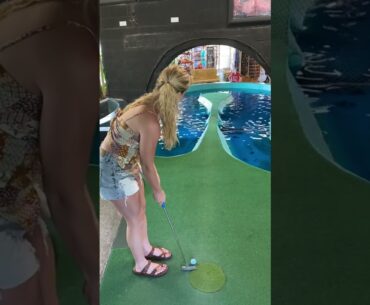 Gorgeous smile!!😍 ❤️❤️ #golf #shorts #golfgirl      | GOLF#SHORT