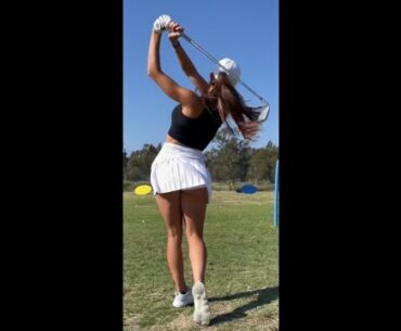 nice shot🥰⛳ ❤️❤️ #golf #shorts #golfgirl      | GOLF#SHORT