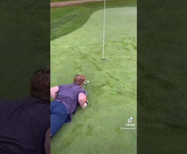 he put with his glove on! ❤️❤️ #golf #shorts   | GOLF#SHORT