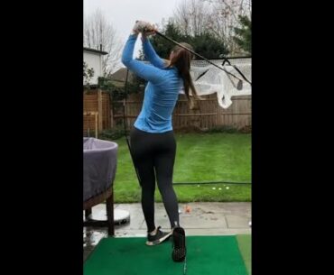Does anyone else still use their at home set up ??  ❤️❤️ #golf #shorts #golfgirl      | GOLF#SHORT