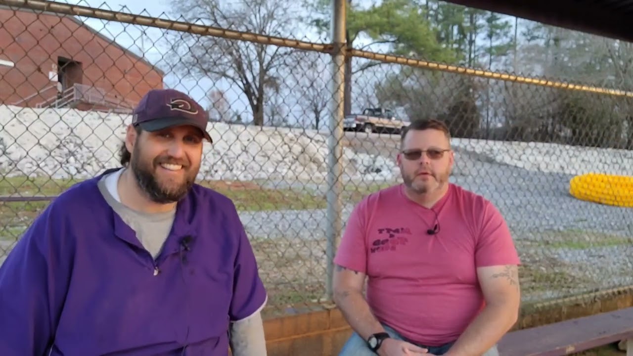 Gaylesville Head Softball Coach : Coach Young Gaylesville Head Softball Coach : Coach Young