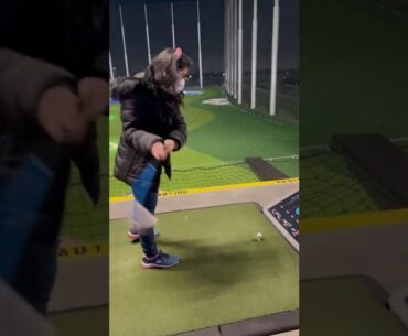 Lady pro golfer amazing trickshot #shorts #golf #topgolf #games #tricks #wow