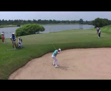 Bunker skills from Scott Hend!