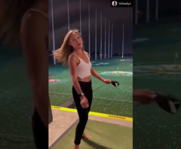 Sunday Funday #shorts #golf #golfgirl #short #topgolf