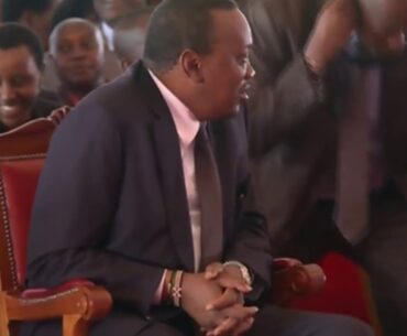 This lady couldn't believe she just shook President Kenyatta's hand
