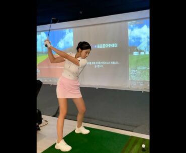 프로따시겠는데😍😍😍  #golf #short  #골프  | GOLF VN