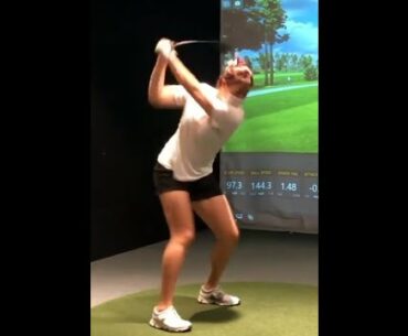 스윙 직입니다👍😁 👏 #golf #short  #골프  | GOLF VN