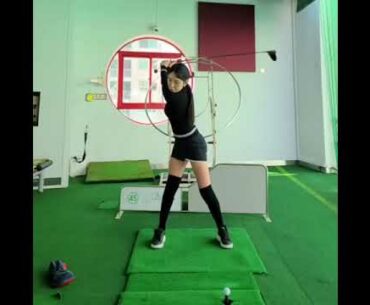 오늘도 신나게 열일😇신상드라이버 🤟#허은지프로💋 | GOLF VN