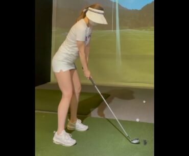 Nice shot ⛳👍and ur swing looks perfect ⛳👍 #golf #short  #골프  | GOLF VN
