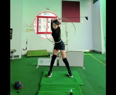 오늘도 신나게 열일😇신상드라이버 🤟 #허은지프로💋 | GOLF VN