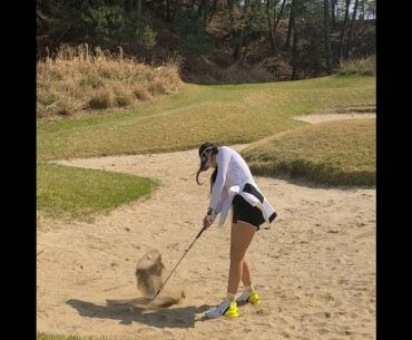 늘도 신나게 😇😇58도 25m벙커샷 #허은지프로💋 | GOLF VN