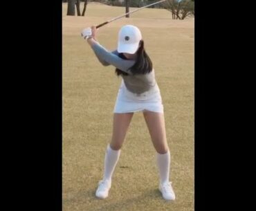 힘있게 딱~~~이쁘네요~^ #golf #short  #골프  | GOLF VN