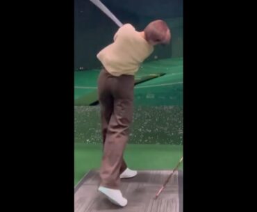 믿고보는 프로님 스윙~!😍 #golf #short  #골프  | GOLF VN