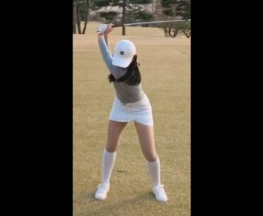 🔥프로님들은 스윙교정이 더쉬운가요 👏👏  #golf #short  #골프  | GOLF VN