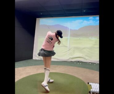 😍😍😍 거침없는 파워풀한 샷이네요!! ❤️  #golf #short  #골프  | GOLF VN