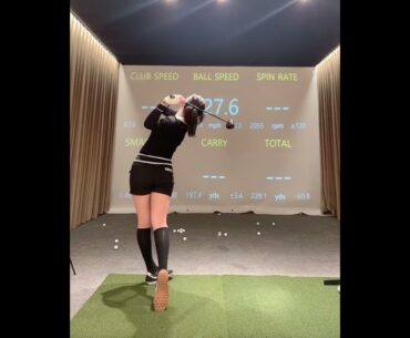 몸매가 살아움직입니다. 굿.굿굿. #golf #short  #골프  | GOLF VN