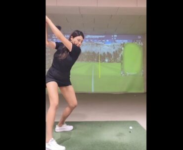 혜빈프로님의 예쁜 울트라 💪 #golf #short  #골프  | GOLF VN