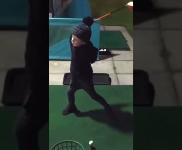 Incredible 4 year old ‘no look’ golf swing!