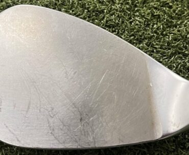 Can You Spin a Groove-less Wedge? | Plus Correct Technique For Maximum Backspin!