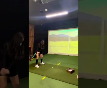 스윙 너무 예뻐요 푸롱님*'-'  ⭕️ #golf  #골프  | GOLF VN #shorts
