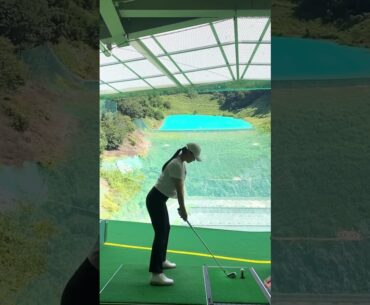 먼가 자주보던 스윙이랑 다르네  ⭕️ #golf  #골프  | GOLF VN #shorts
