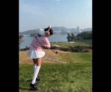 스윙좋네요. 우월한 기럭지도 일품  ⭕️ #golf  #골프  | GOLF VN #shorts