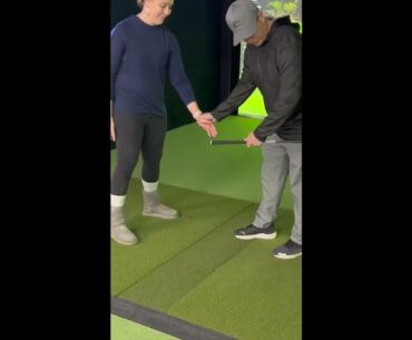 Miss Kira P getting Back to Basics about your Golf Grip with Cobra Puma Golf at PGA TOUR Superstore