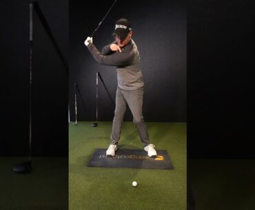 Golf swing shoulder turn basics