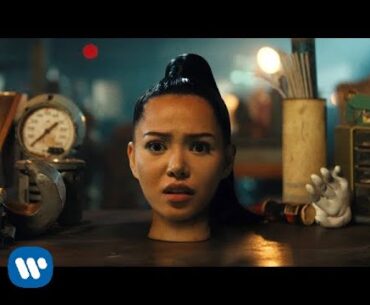 Bella Poarch - Build a B*tch (Official Music Video)