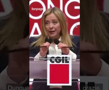 L'espressione di Giorgia Meloni accolta da Bella Ciao al congresso CGIL