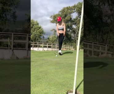 Angel golf girl Putts#golfgirl ⛳️