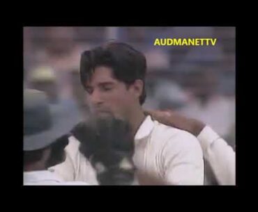 Wasim Akram knocks over Keith Arthurton all his stumps shattered