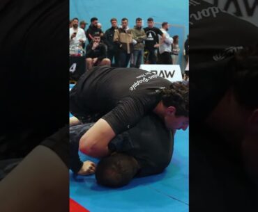 Intense Jiu Jitsu Battle, Two Fighters Go Head-to-Head
