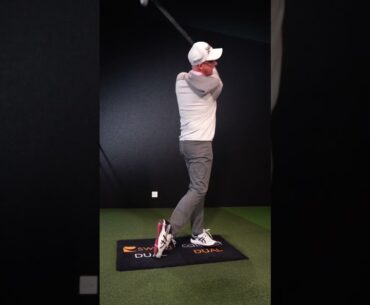 EASY iron strikes (golf swing tips from the pros)
