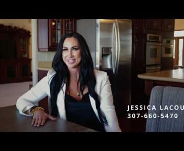 The Ultimate Luxury Estate in Gillette Wyoming with Panoramic Views of the Big Horns and Golf Course