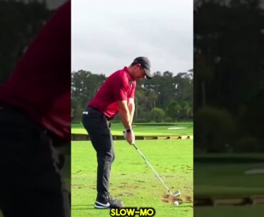 Rory Mcllroy Golf Swing (SLOW MOTION) #golf #shorts